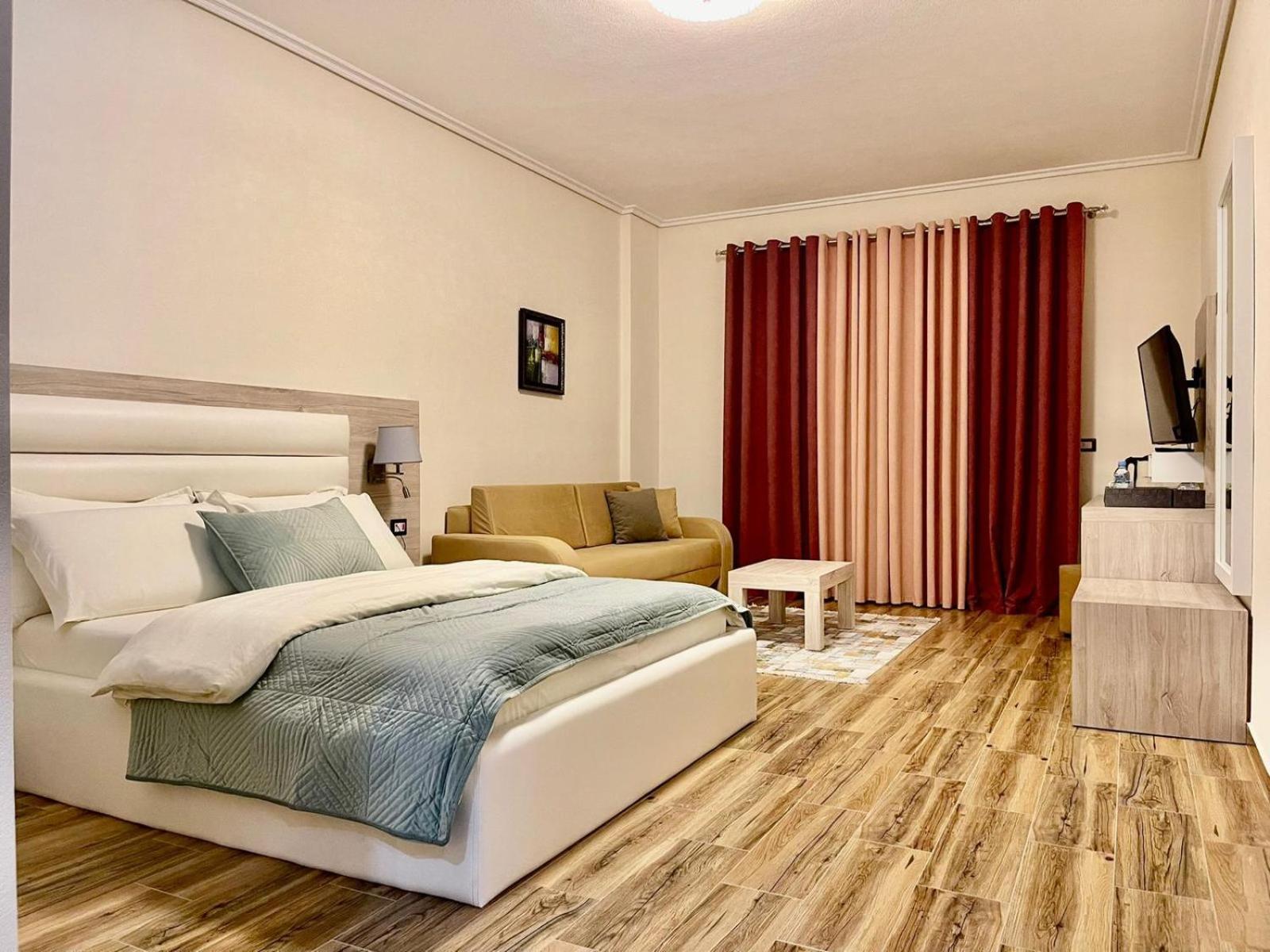 Hotel Vd Roleks Vlorë Exterior foto